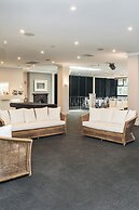 Checkers Resort & Conference Centre