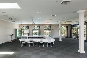 Checkers Resort & Conference Centre