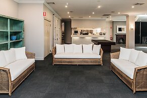 Checkers Resort & Conference Centre