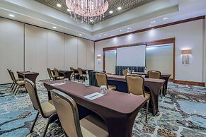 Embassy Suites Houston Downtown