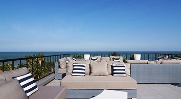 Dune Hua Hin