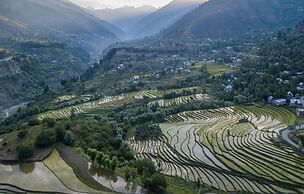 WelcomHeritage Gurkha Houseboats