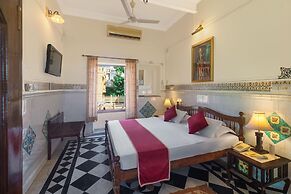 WelcomHeritage Mandir Palace