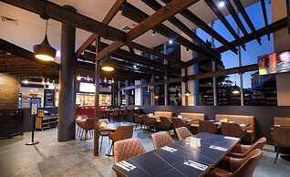 Sage Hotel Wollongong