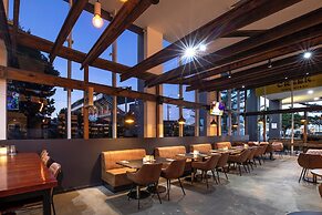 Sage Hotel Wollongong