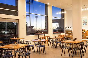 Sage Hotel Wollongong