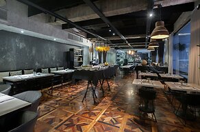 The Picasso Boutique Serviced Residences