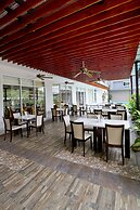 Sinsuvarn Airport Suite