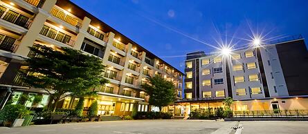 Sinsuvarn Airport Suite