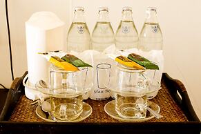 Sinsuvarn Airport Suite