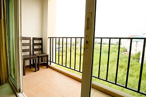 Sinsuvarn Airport Suite