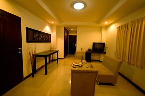 Sinsuvarn Airport Suite