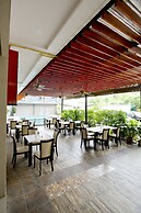 Sinsuvarn Airport Suite