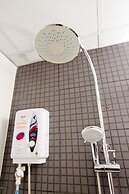 Sinsuvarn Airport Suite