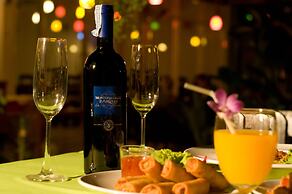 Sinsuvarn Airport Suite