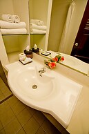 Sinsuvarn Airport Suite