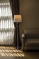 Sinsuvarn Airport Suite