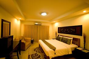 Sinsuvarn Airport Suite