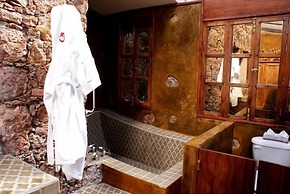 Nirvana Restaurant And Retreat