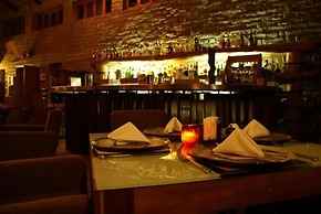 Nirvana Restaurant And Retreat