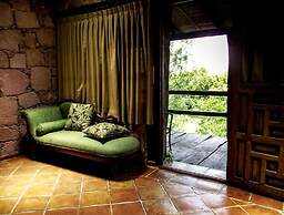 Nirvana Restaurant And Retreat