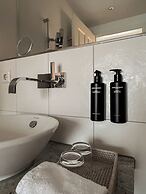 ADELANTE Boutique Hotel