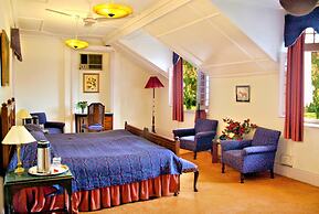 WelcomHeritage Taragarh Palace