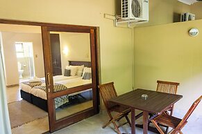 Hotel Numbi and Garden Suites