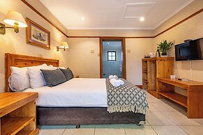 Hotel Numbi and Garden Suites