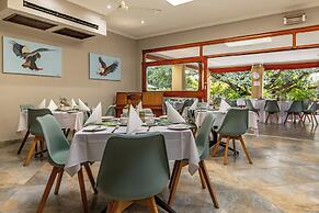 Hotel Numbi and Garden Suites