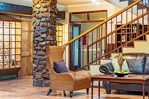 Hotel Numbi and Garden Suites