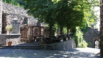 Hotel Burg Staufenberg