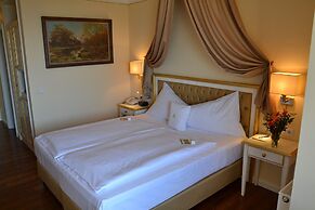 Hotel Burg Staufenberg