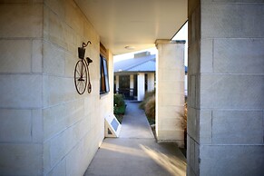 Heritage Court Lodge