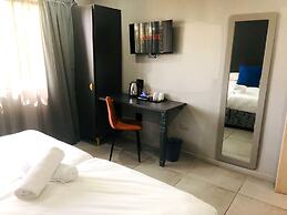 Elephant Springs Hotel