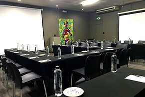 Elephant Springs Hotel