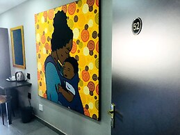 Elephant Springs Hotel