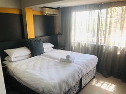 Elephant Springs Hotel