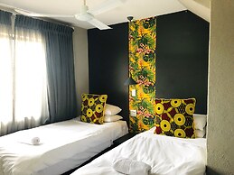 Elephant Springs Hotel