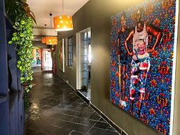 Elephant Springs Hotel