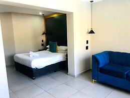 Elephant Springs Hotel