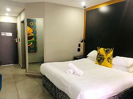 Elephant Springs Hotel