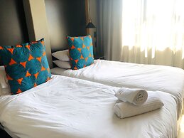 Elephant Springs Hotel