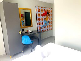 Elephant Springs Hotel