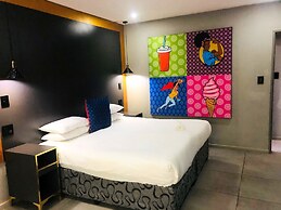 Elephant Springs Hotel