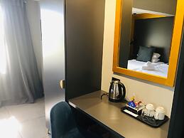 Elephant Springs Hotel