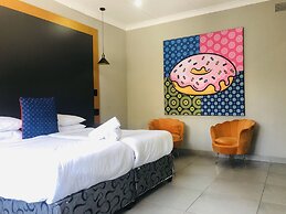 Elephant Springs Hotel