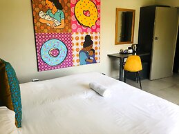 Elephant Springs Hotel