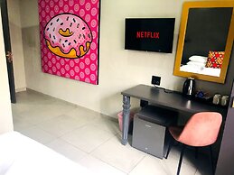 Elephant Springs Hotel