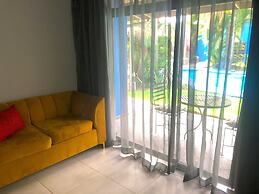 Elephant Springs Hotel